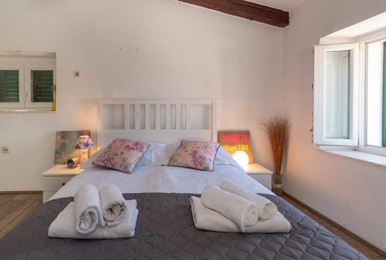 Apartment Ana Trogir Zewnętrze zdjęcie